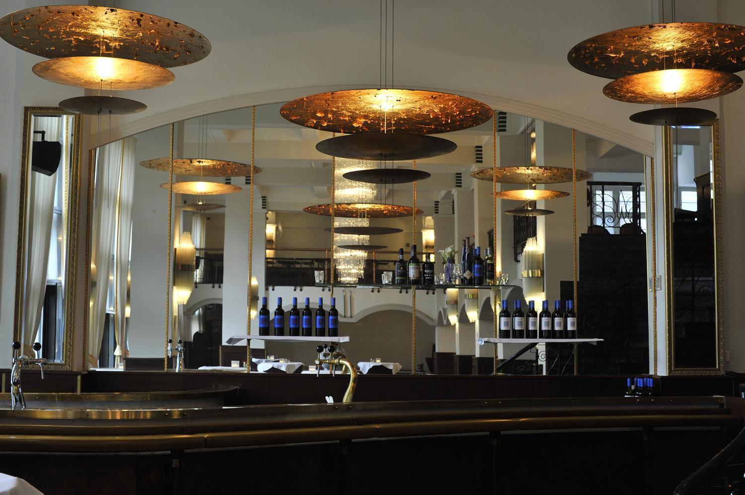 Tulip Centre 3*
