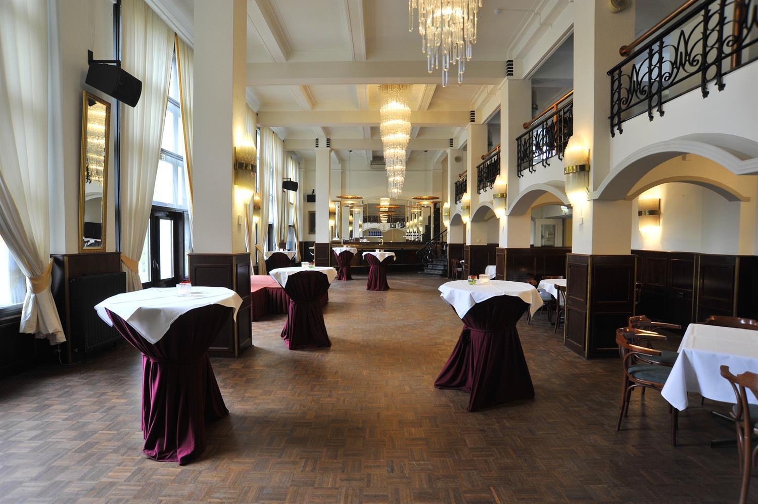Tulip Centre Hotel