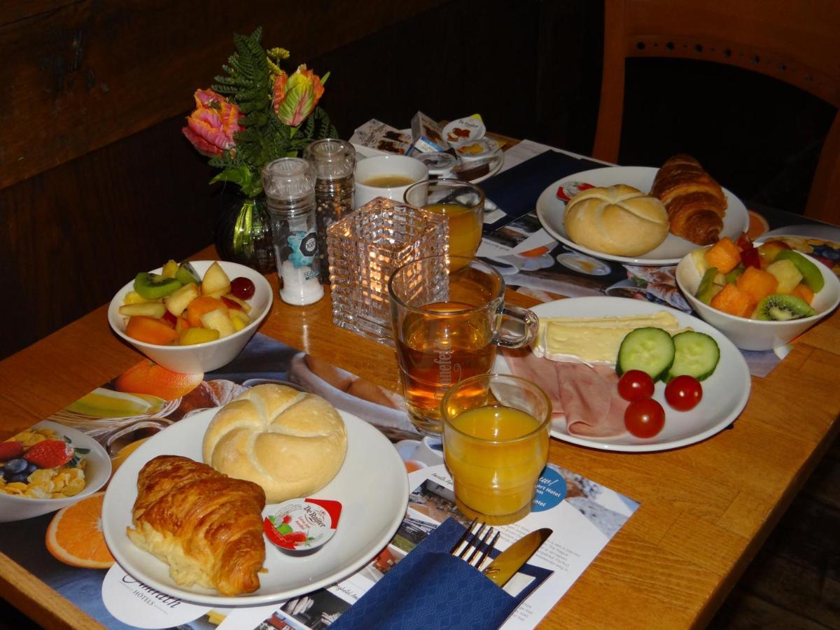Tulip Centre Hotel 3*